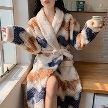 Load image into Gallery viewer, Women'S Pajamas Cute Pijama Winter Sleepwear Warm Robe Sets Long Home Wear Bathrobe plus Velvet Warmth Coral Fleece Nightgown
